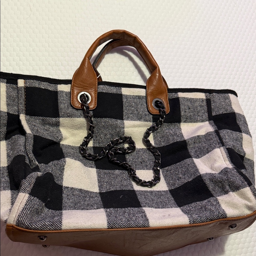 Chic Black and White Checkered Tote with Tan Leather Handles